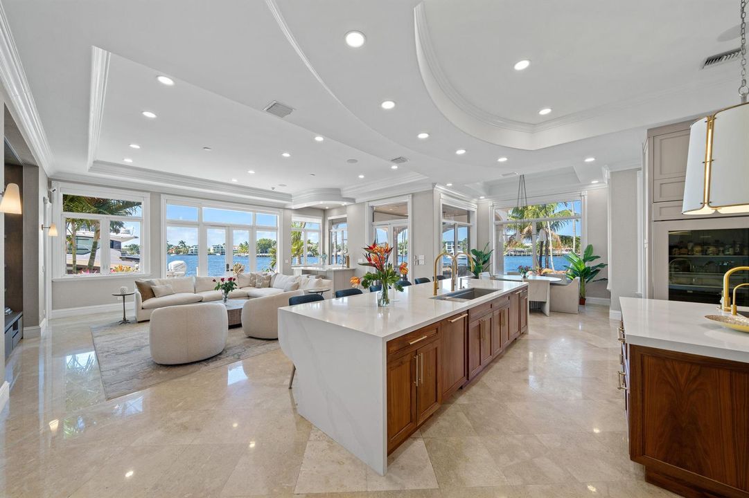 2593 SE 8th St-58