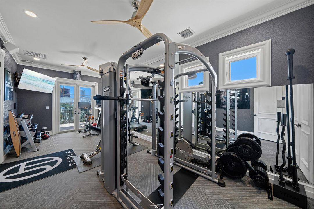 2593 SE 8th St-30