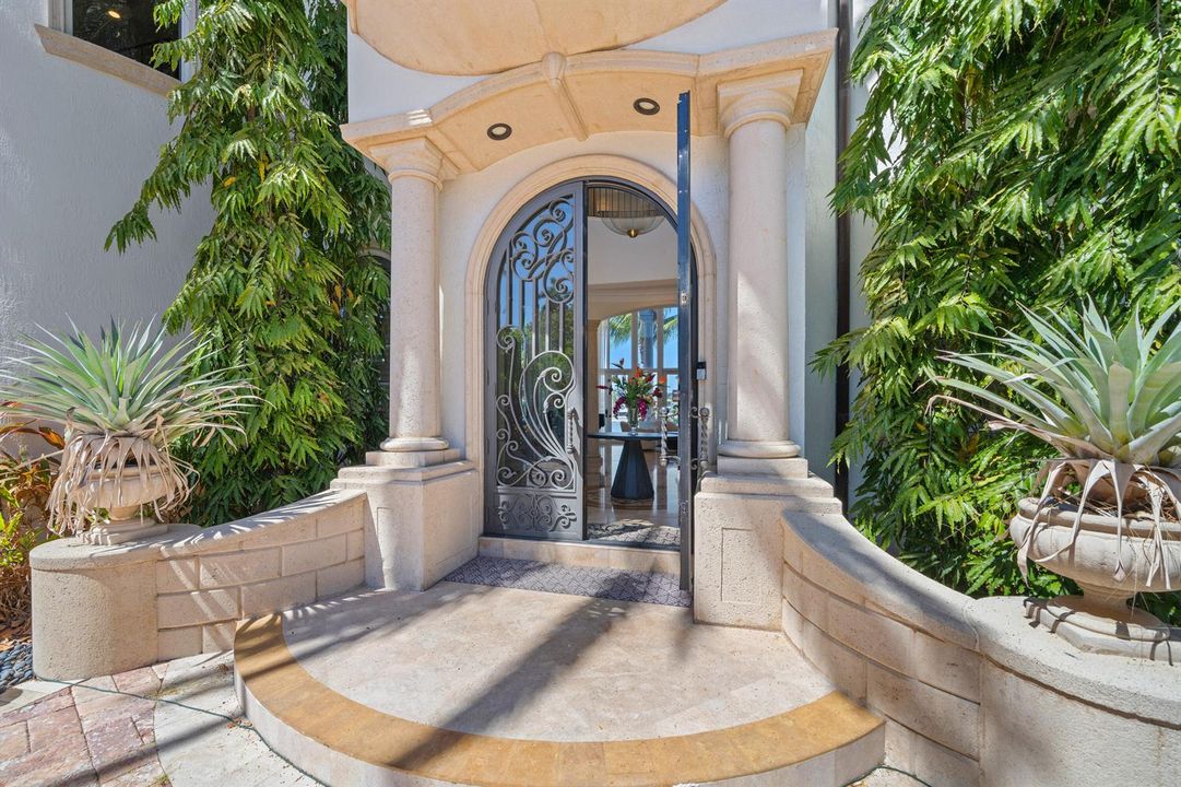 2593 SE 8th St-4