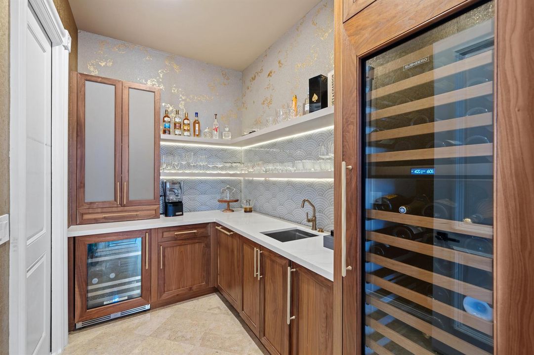 2593 SE 8th St-43