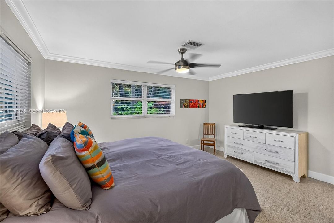 En Venta: $945,000 (3 camas, 2 baños, 1507 Pies cuadrados)