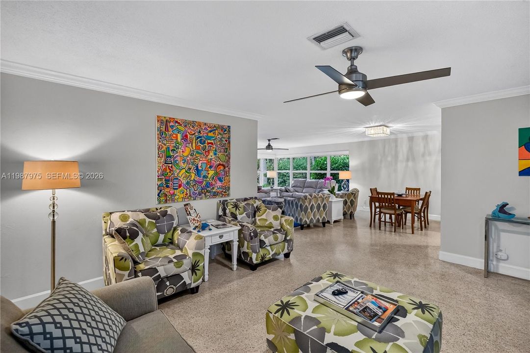 En Venta: $945,000 (3 camas, 2 baños, 1507 Pies cuadrados)