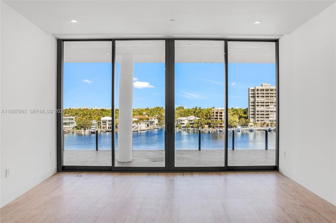 For Sale: $9,500,000 (4 beds, 4 baths, 4318 Square Feet)
