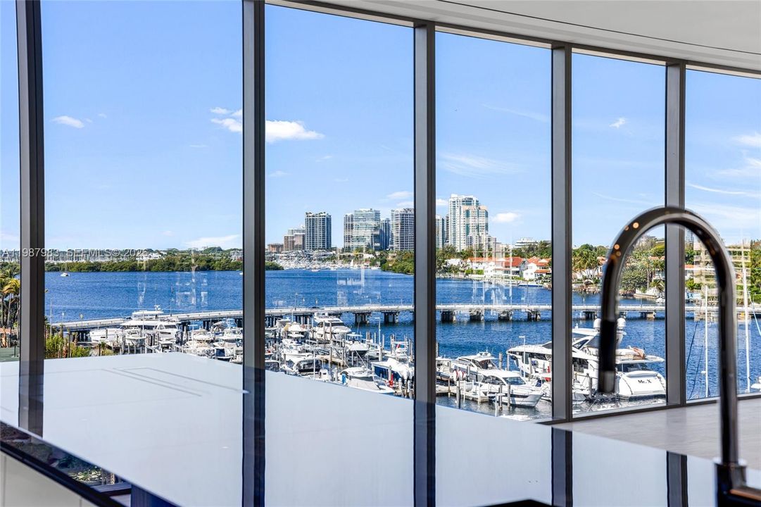 For Sale: $9,500,000 (4 beds, 4 baths, 4318 Square Feet)