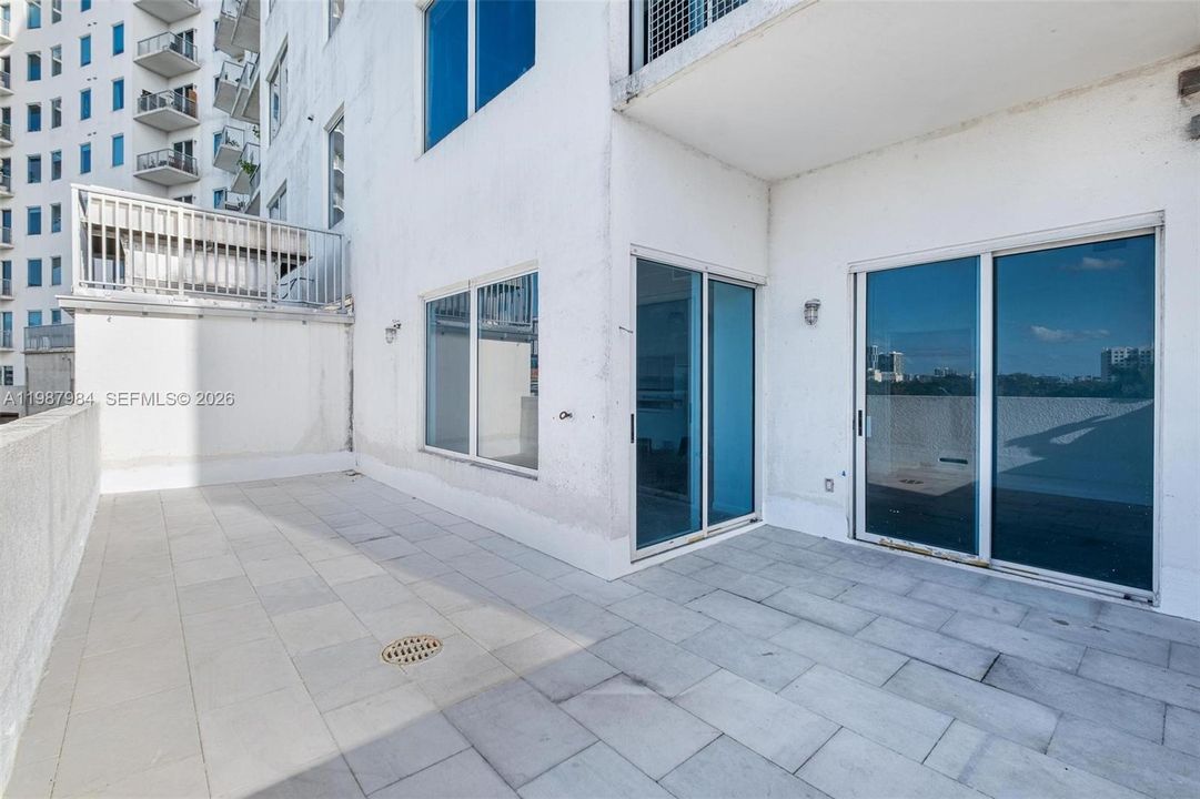 En Venta: $309,000 (1 camas, 1 baños, 685 Pies cuadrados)