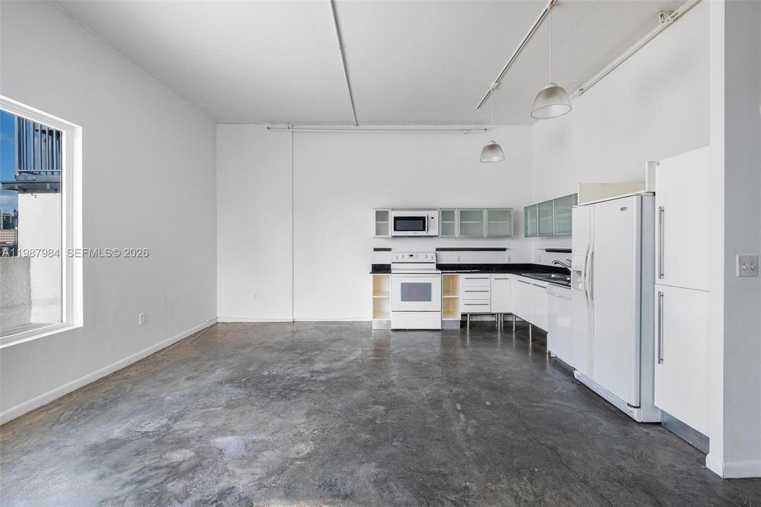 En Venta: $309,000 (1 camas, 1 baños, 685 Pies cuadrados)