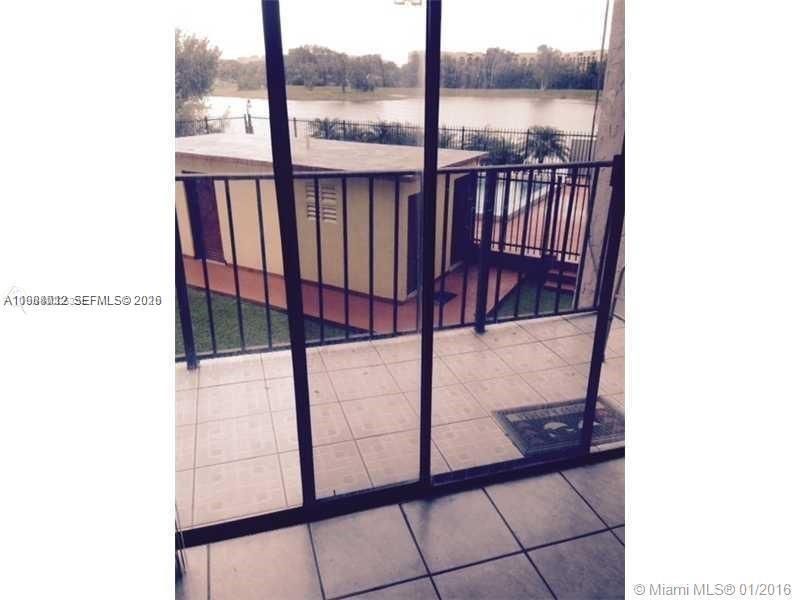 На продажу: $225,000 (1 спален, 1 ванн, 813 Квадратных фут)
