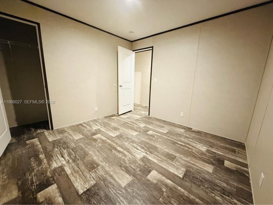 合同活跃: $150,000 (3 贝兹, 2 浴室, 1200 平方英尺)