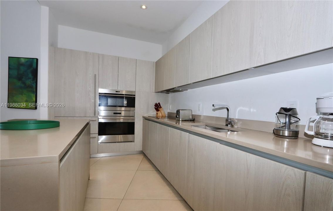 En Venta: $918,000 (2 camas, 2 baños, 1179 Pies cuadrados)