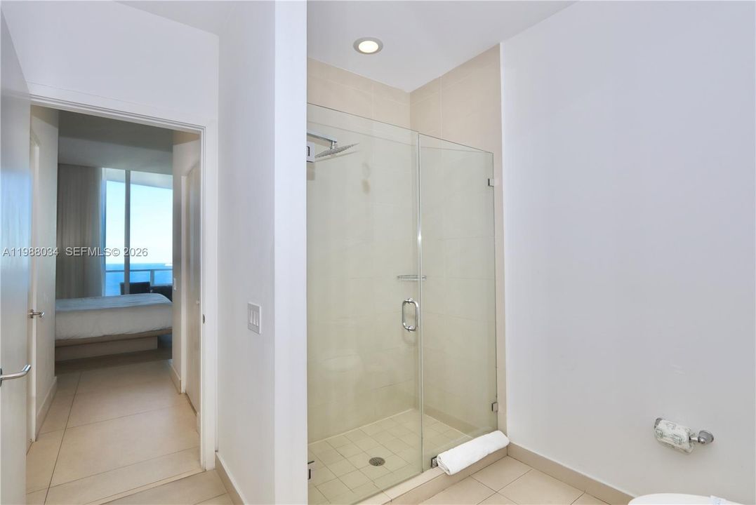 En Venta: $918,000 (2 camas, 2 baños, 1179 Pies cuadrados)