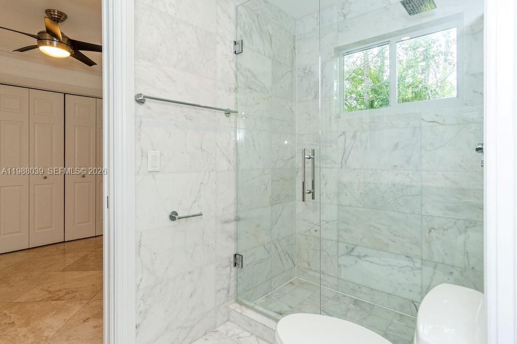 Active With Contract: $15,000 (4 beds, 4 baths, 3171 Square Feet)