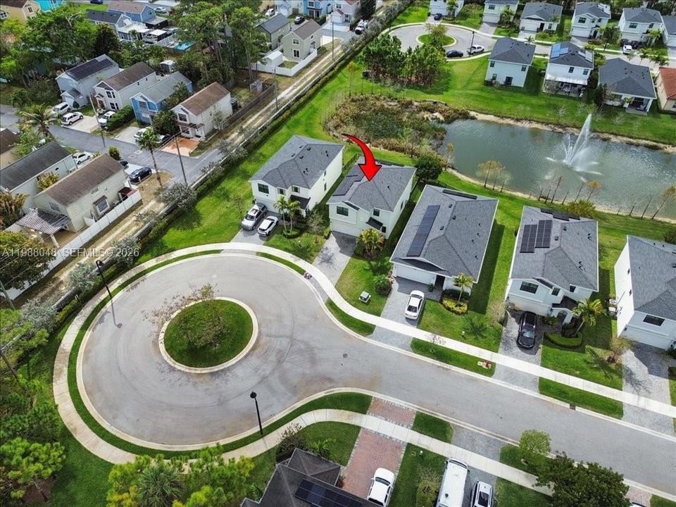 На продажу: $608,450 (5 спален, 2 ванн, 2274 Квадратных фут)