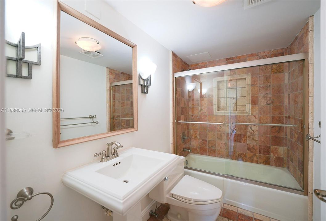 待售: $1,290,000 (2 贝兹, 2 浴室, 1488 平方英尺)