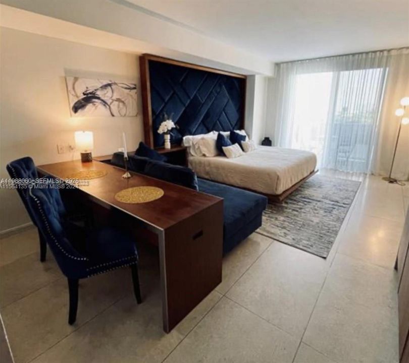 For Sale: $350,000 (0 beds, 1 baths, 436 Square Feet)