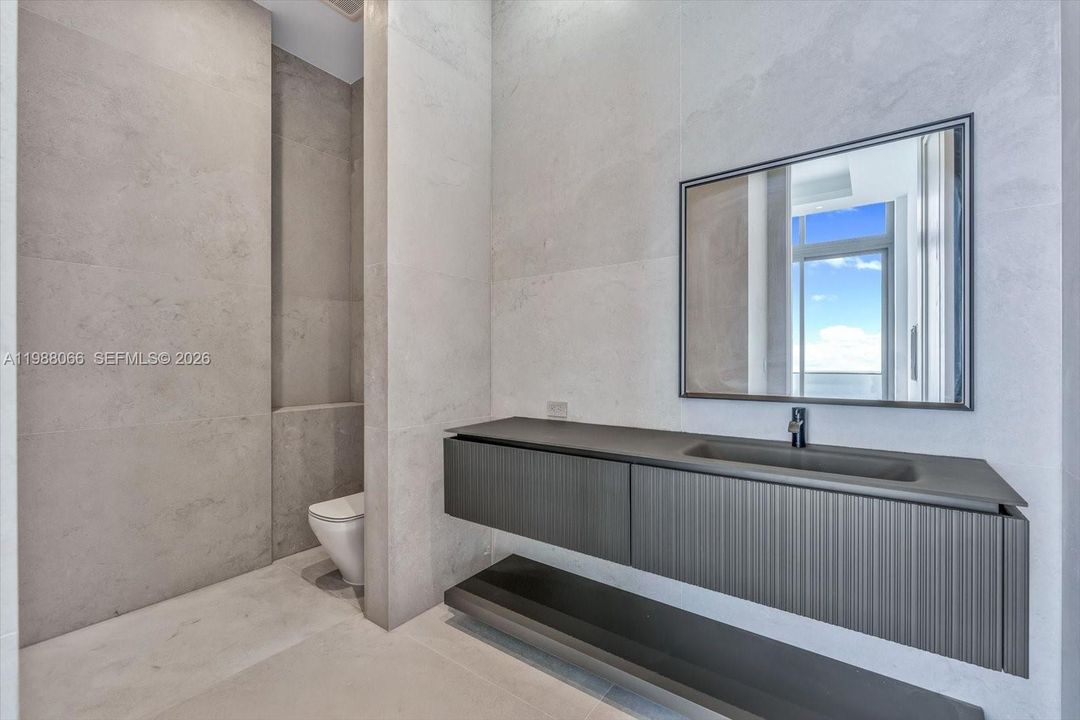 For Sale: $39,995,000 (6 beds, 6 baths, 9083 Square Feet)
