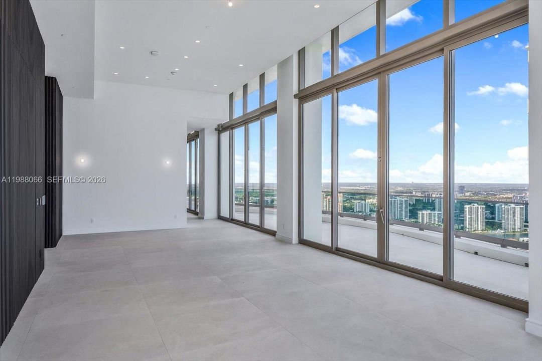 For Sale: $39,995,000 (6 beds, 6 baths, 9083 Square Feet)