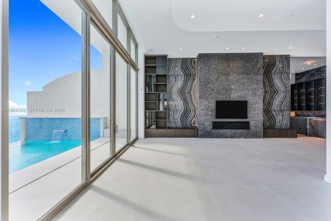 For Sale: $39,995,000 (6 beds, 6 baths, 9083 Square Feet)