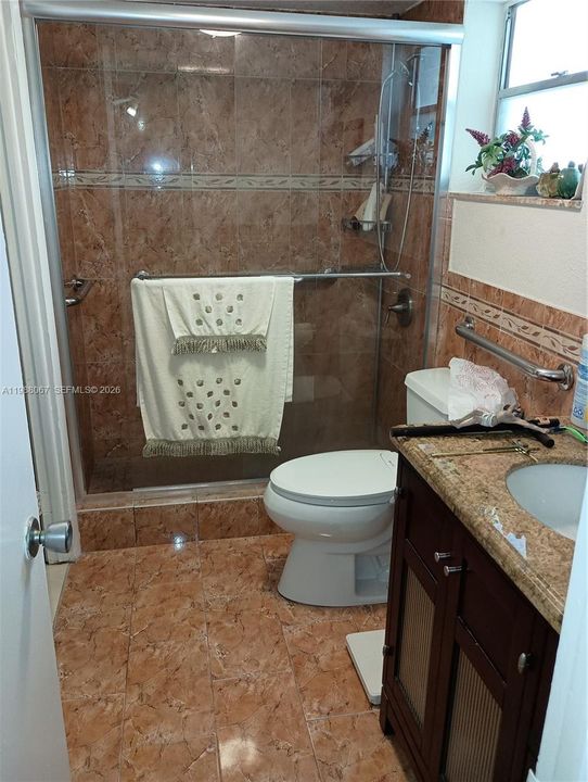 Под контрактом: $1,550 (1 спален, 1 ванн, 812 Квадратных фут)