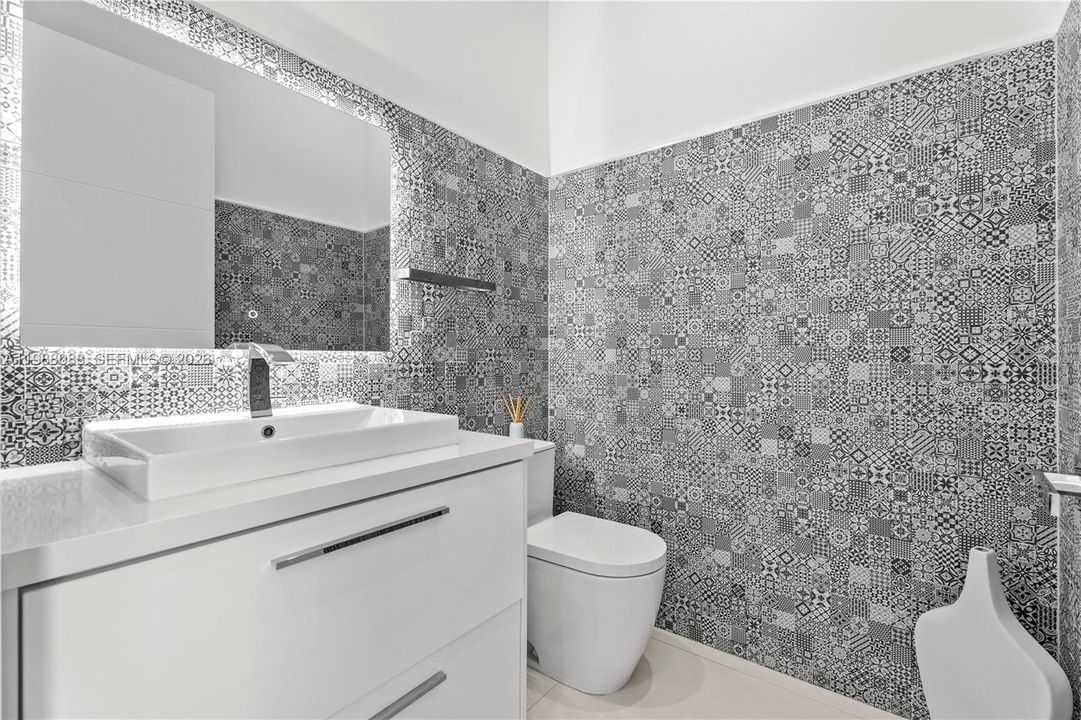 En Venta: $8,970,000 (6 camas, 7 baños, 7470 Pies cuadrados)
