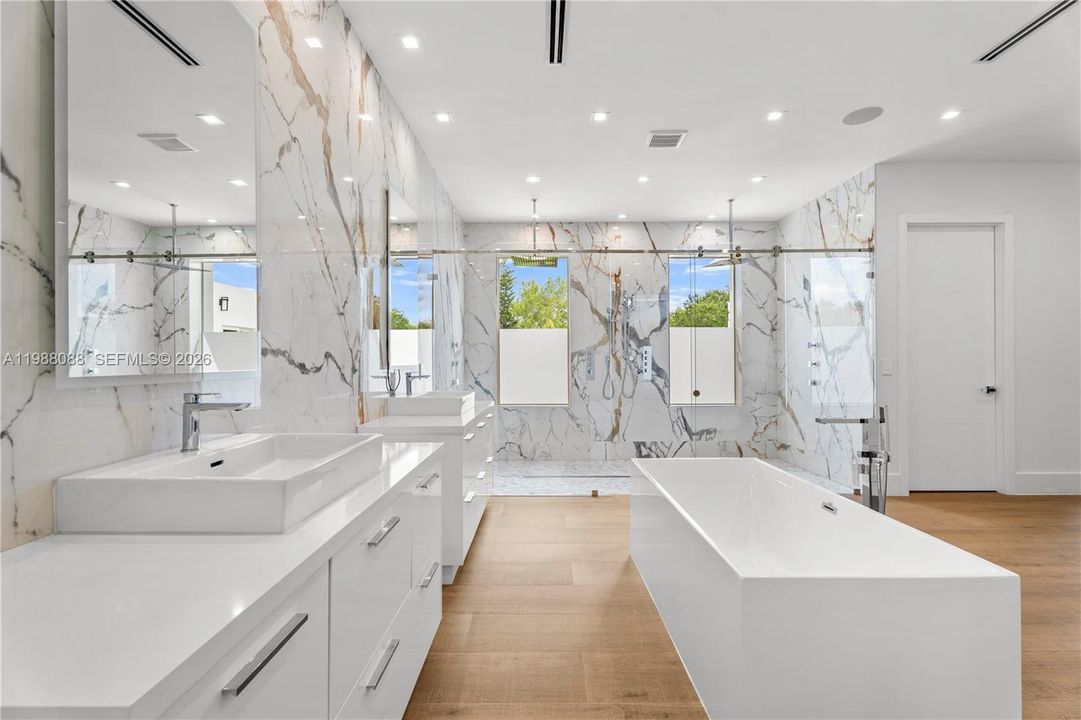 En Venta: $8,970,000 (6 camas, 7 baños, 7470 Pies cuadrados)