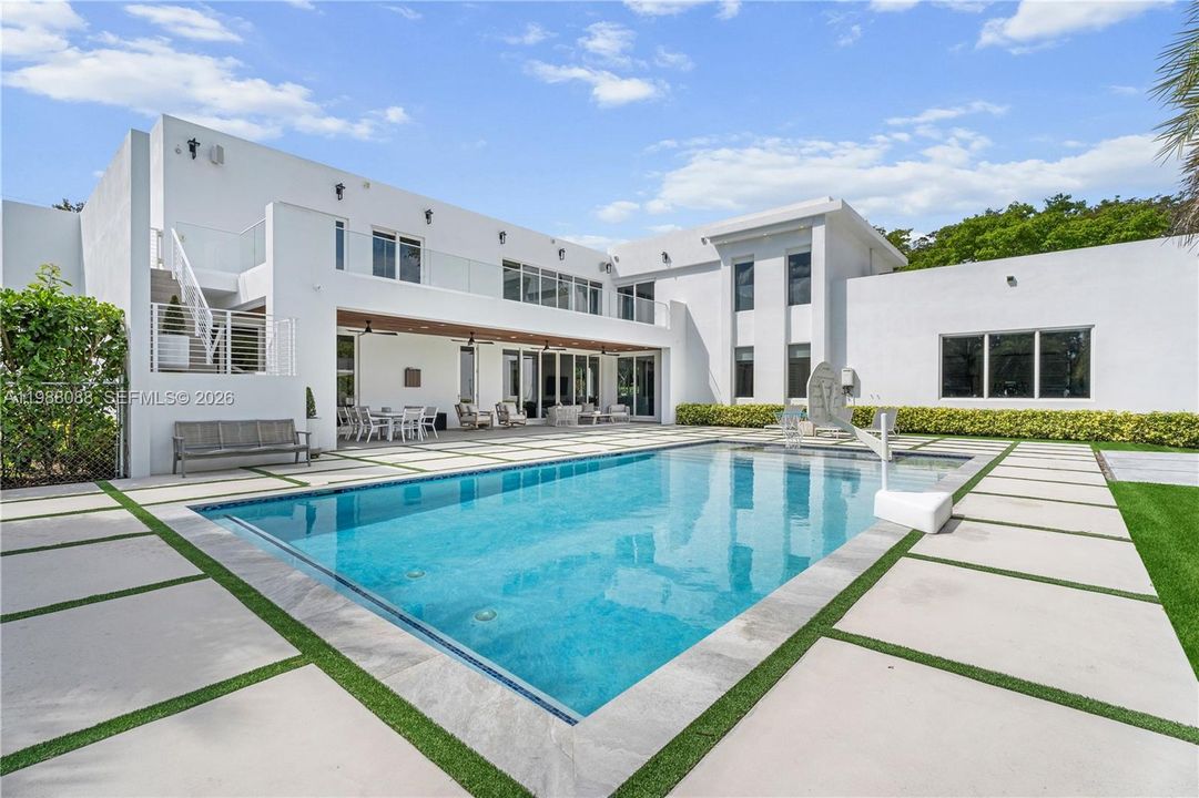 En Venta: $8,970,000 (6 camas, 7 baños, 7470 Pies cuadrados)
