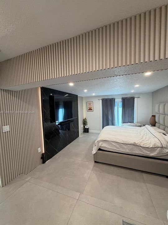 На продажу: $1,698,900 (5 спален, 2 ванн, 2510 Квадратных фут)