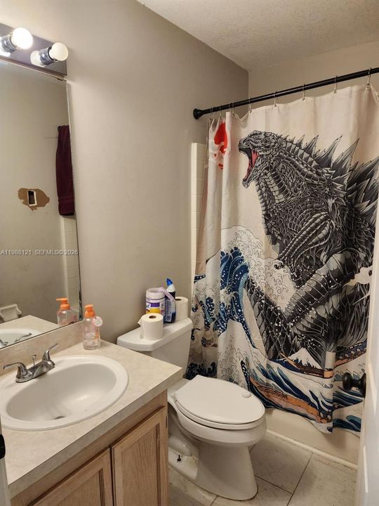 En Venta: $250,000 (3 camas, 3 baños, 1744 Pies cuadrados)