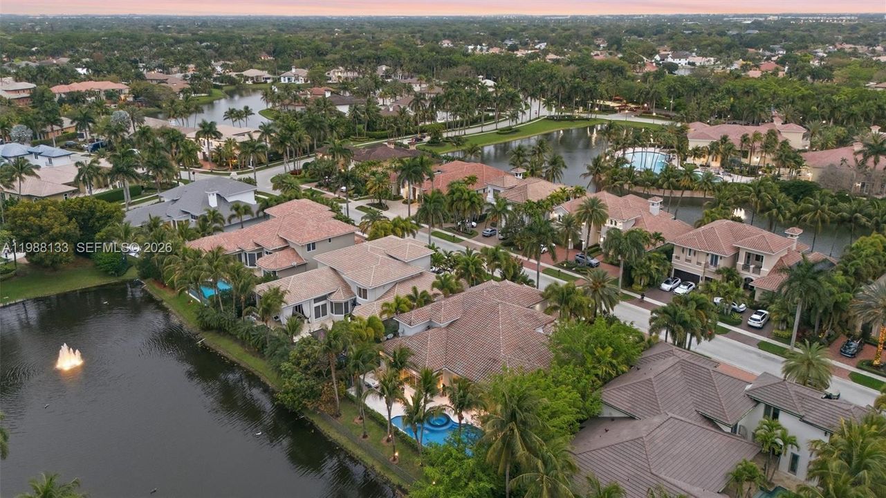 En Venta: $2,795,000 (5 camas, 6 baños, 4967 Pies cuadrados)