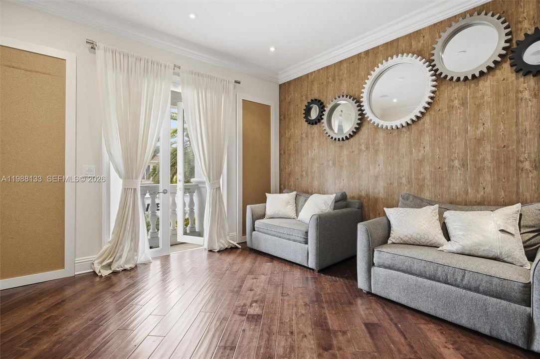 En Venta: $2,795,000 (5 camas, 6 baños, 4967 Pies cuadrados)
