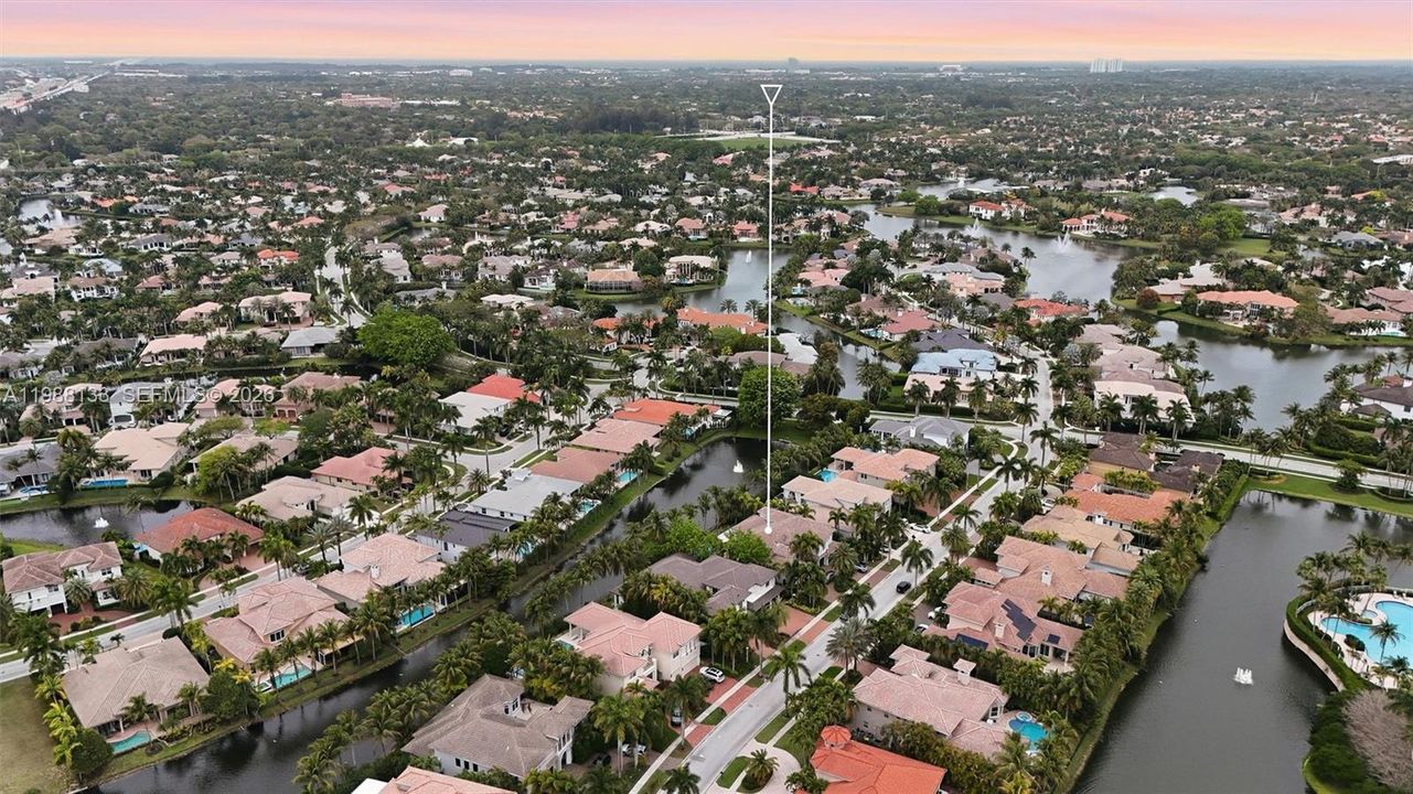 En Venta: $2,795,000 (5 camas, 6 baños, 4967 Pies cuadrados)