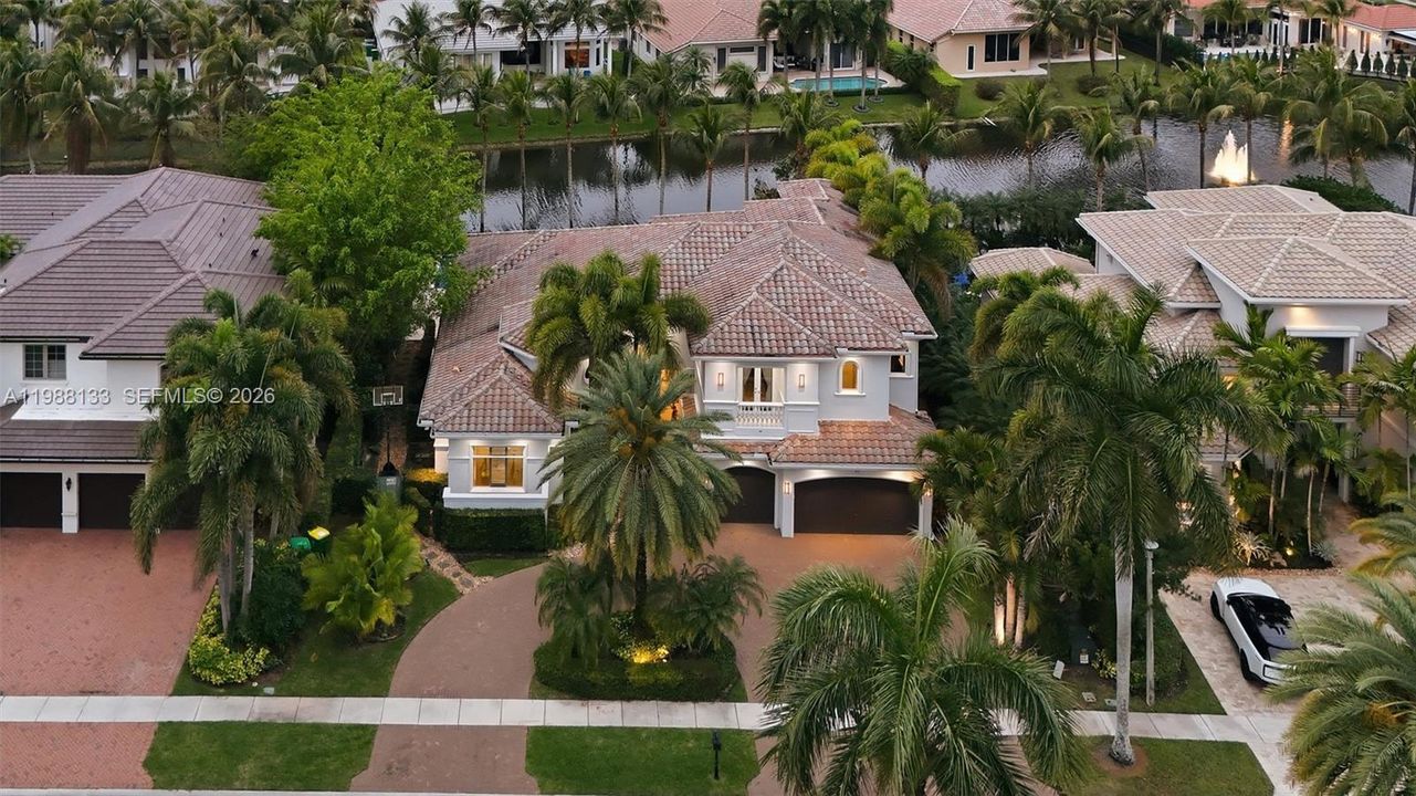 En Venta: $2,795,000 (5 camas, 6 baños, 4967 Pies cuadrados)