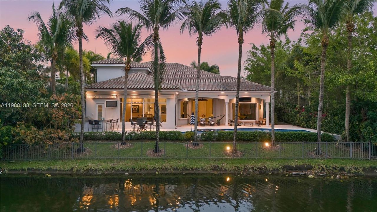 En Venta: $2,795,000 (5 camas, 6 baños, 4967 Pies cuadrados)