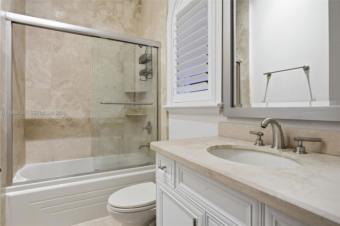 En Venta: $2,795,000 (5 camas, 6 baños, 4967 Pies cuadrados)