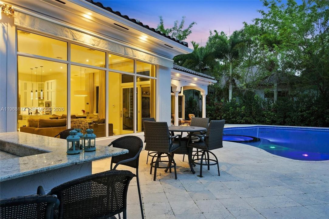 En Venta: $2,795,000 (5 camas, 6 baños, 4967 Pies cuadrados)