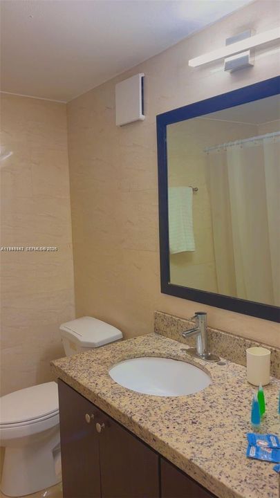 For Sale: $229,900 (0 beds, 1 baths, 400 Square Feet)