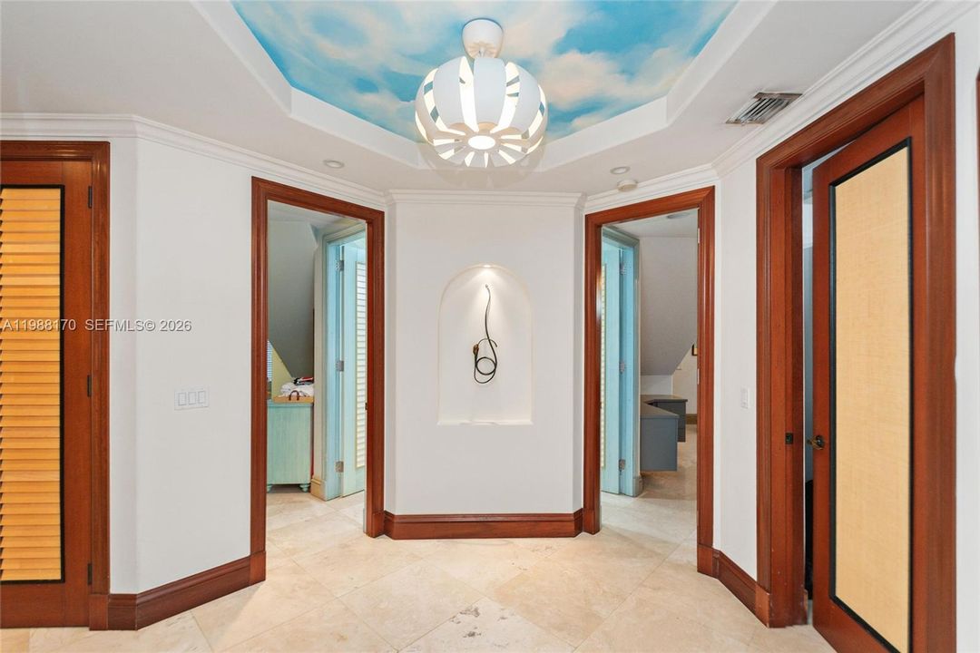 En Venta: $5,992,000 (6 camas, 5 baños, 6492 Pies cuadrados)