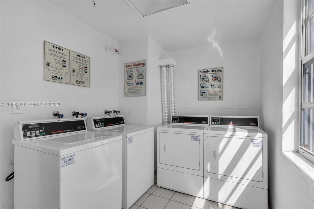 Под контрактом: $2,450 (1 спален, 1 ванн, 804 Квадратных фут)