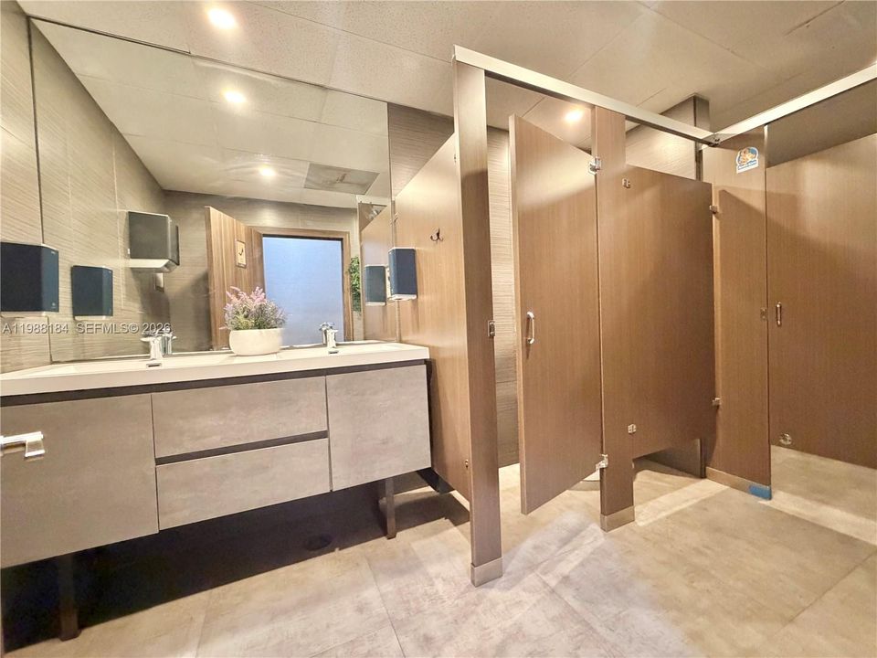 En Venta: $649,000 (0 camas, 0 baños, 0 Pies cuadrados)