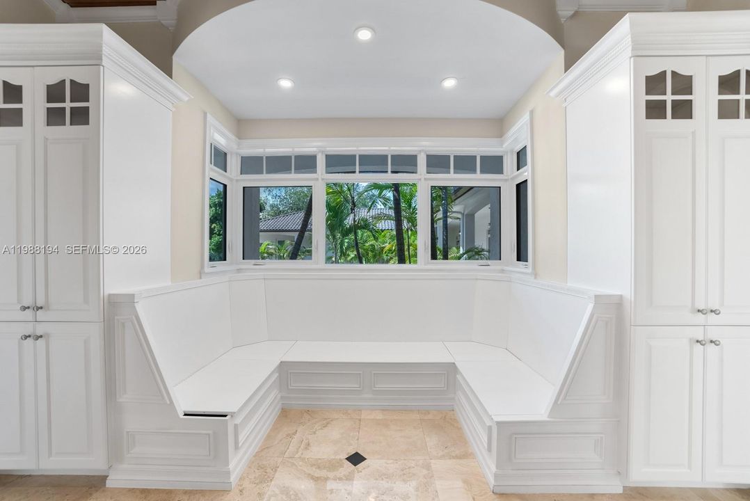 На продажу: $4,995,000 (6 спален, 6 ванн, 5972 Квадратных фут)