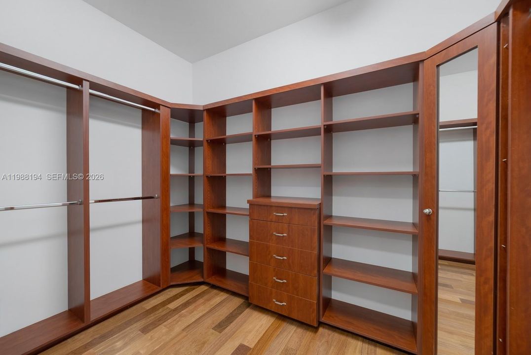На продажу: $4,995,000 (6 спален, 6 ванн, 5972 Квадратных фут)