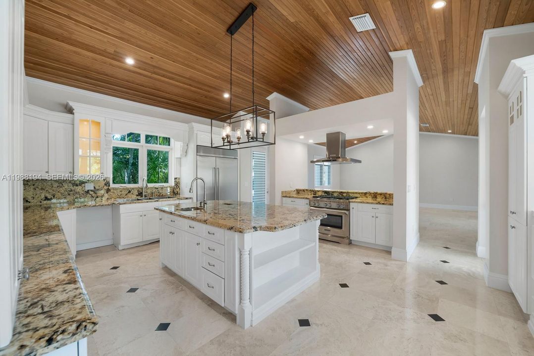 На продажу: $4,995,000 (6 спален, 6 ванн, 5972 Квадратных фут)