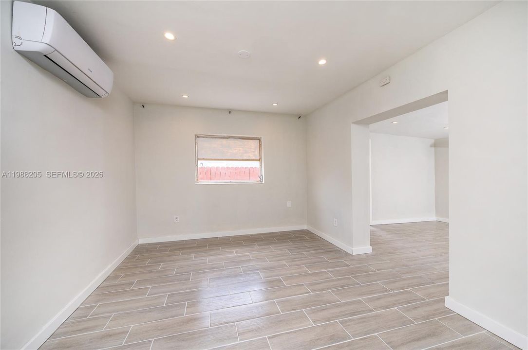 For Rent: $1,500 (1 beds, 1 baths, 550 Square Feet)