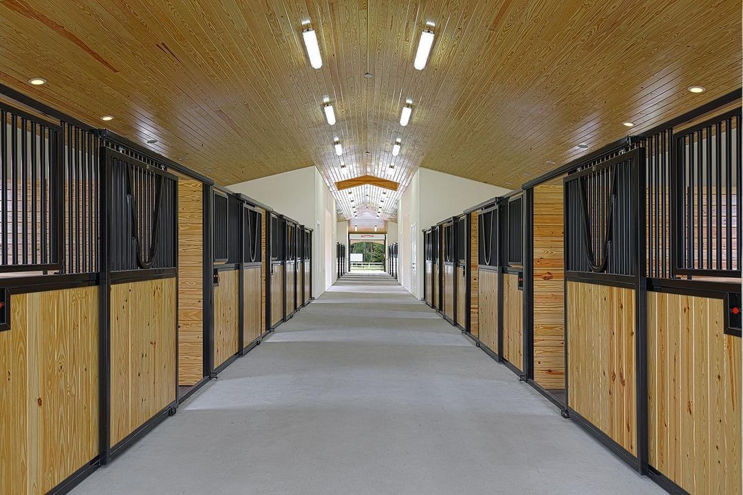 Interior_FullLength