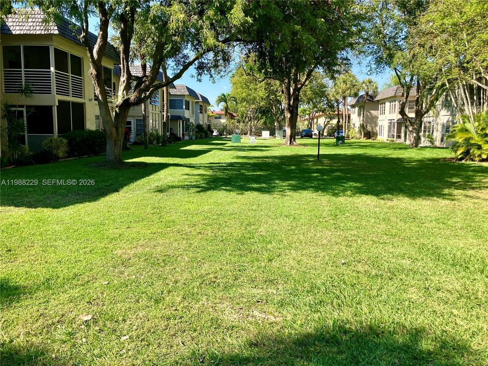 На продажу: $79,900 (1 спален, 1 ванн, 680 Квадратных фут)