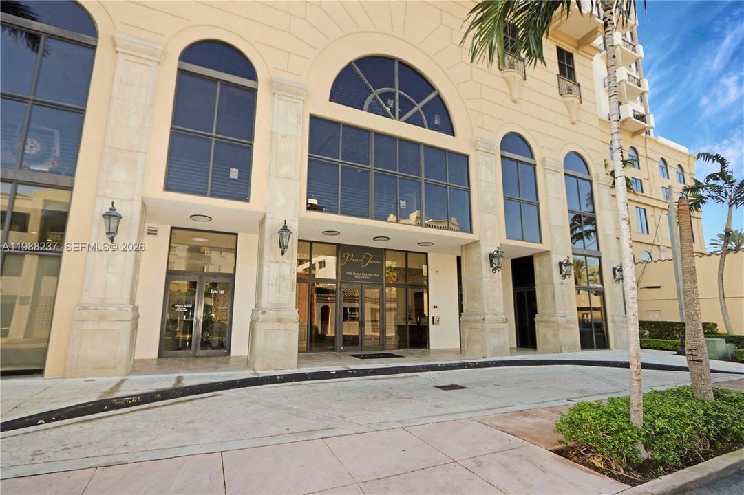 En Venta: $440,000 (1 camas, 1 baños, 697 Pies cuadrados)