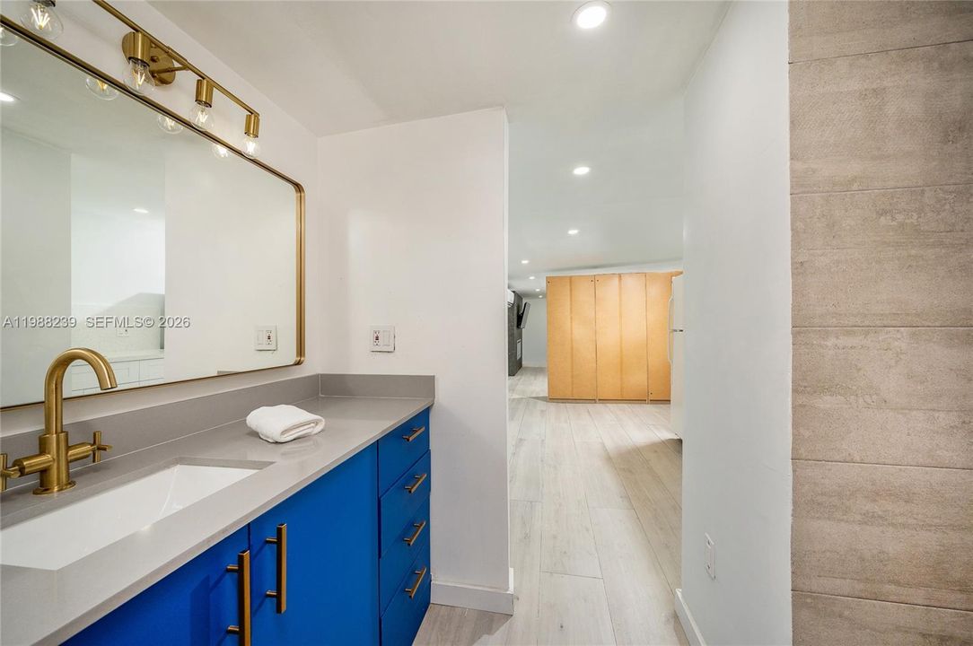 В аренду: $1,750 (1 спален, 1 ванн, 600 Квадратных фут)