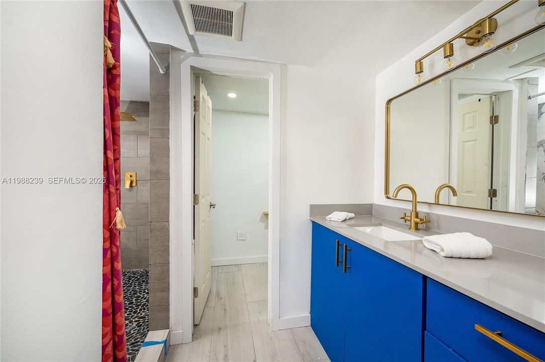 В аренду: $1,750 (1 спален, 1 ванн, 600 Квадратных фут)