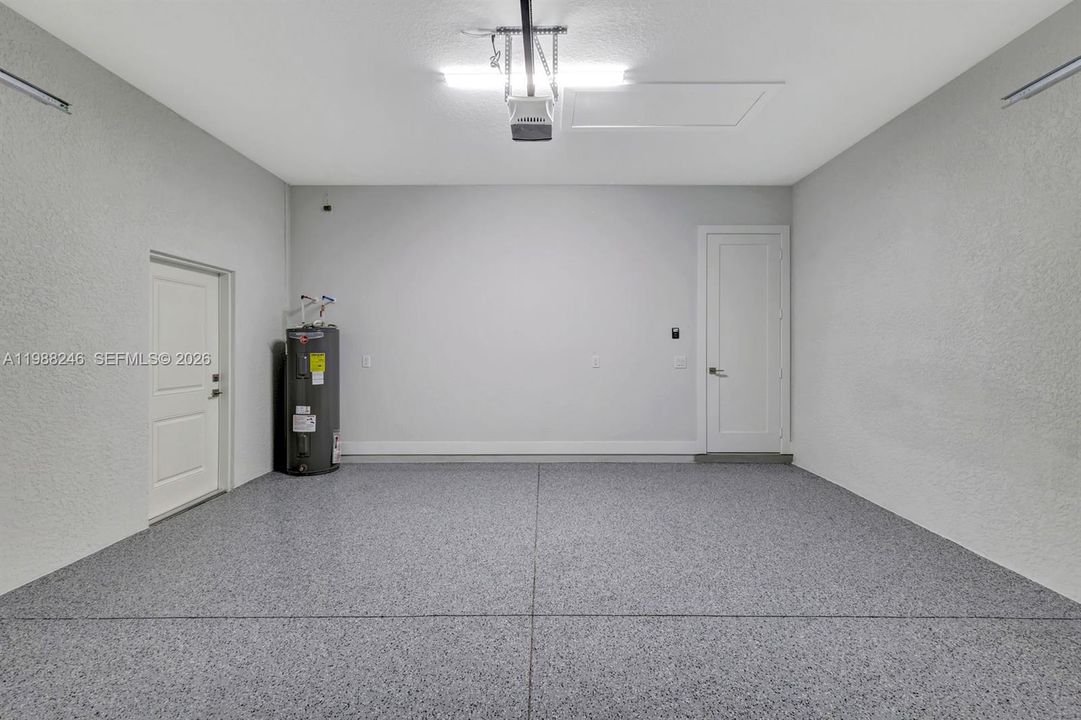 Vendido Recientemente: $600,000 (4 camas, 3 baños, 1774 Pies cuadrados)