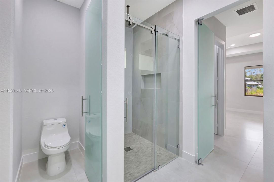 Vendido Recientemente: $600,000 (4 camas, 3 baños, 1774 Pies cuadrados)
