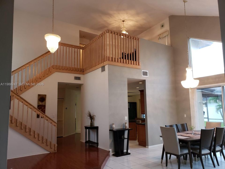 Active With Contract: $5,200 (4 beds, 3 baths, 3099 Square Feet)